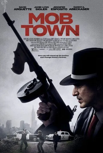 Постер: Город банд / Mob Town (2019)