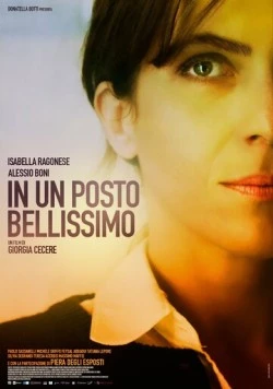 Постер: В одном прекрасном месте / In un posto bellissimo (2015)