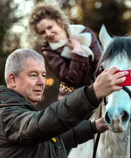 Постер: Фейерверки днём (2025)