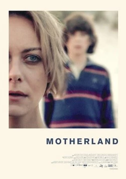 Постер: Родина / Gimtine (2019)